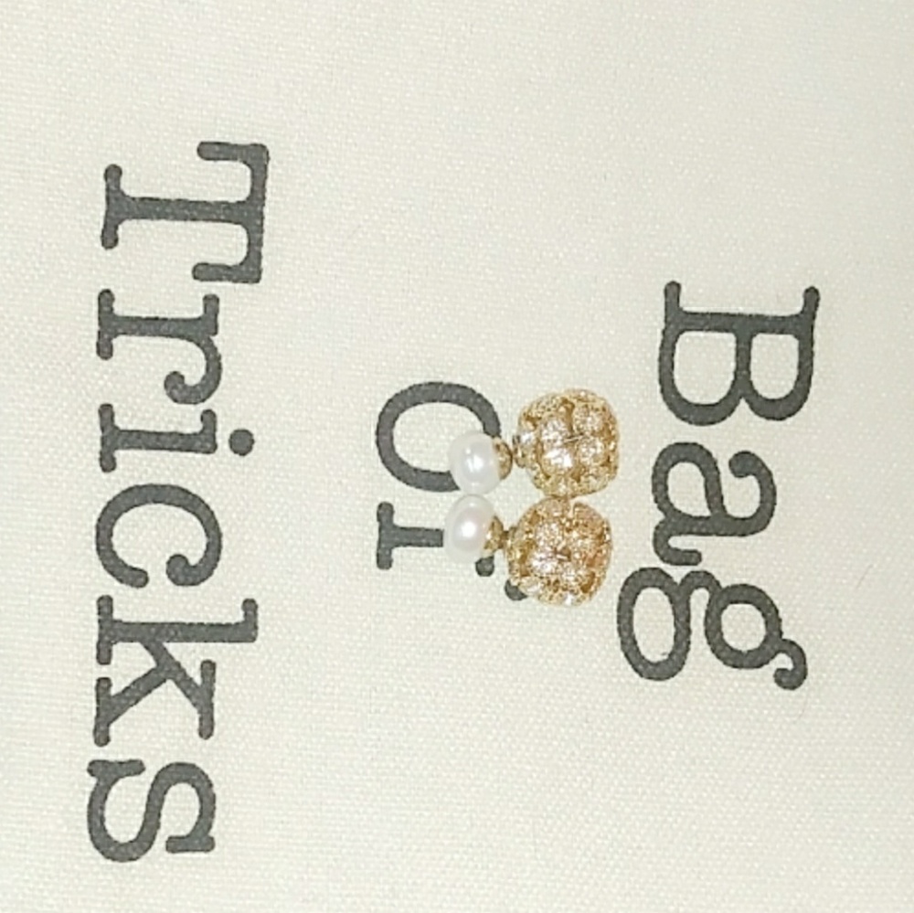 Elegant Earrings 💎 - Picture 6 of 6